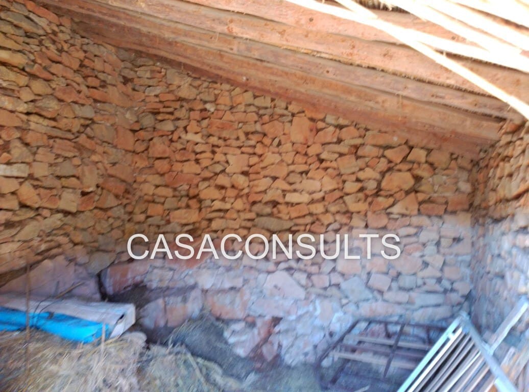 3 soveværelse Villa til salg i Atzeneta del Maestrat - € 75.000 (Ref: 8352696)