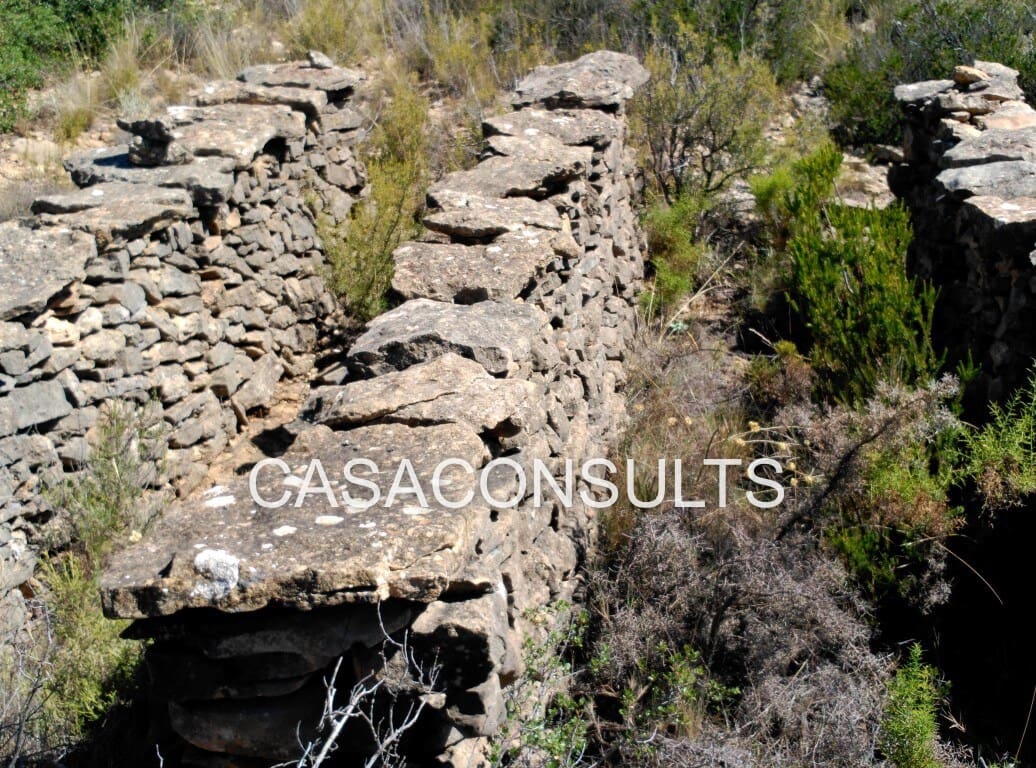 3 soveværelse Villa til salg i Atzeneta del Maestrat - € 75.000 (Ref: 8352696)