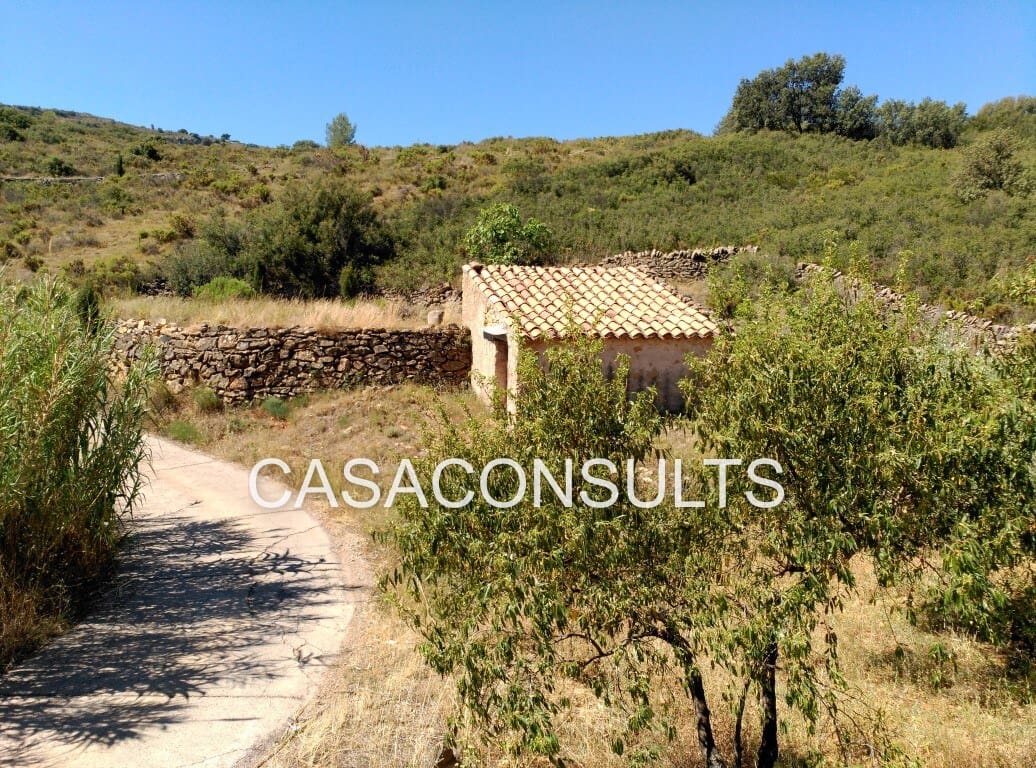 3 soveværelse Villa til salg i Atzeneta del Maestrat - € 75.000 (Ref: 8352696)