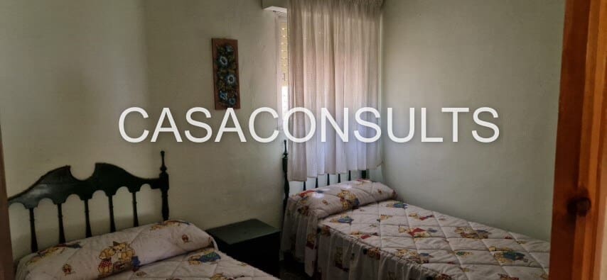 3 bedroom Villa for sale in Benafigos - € 99,000 (Ref: 8395591)