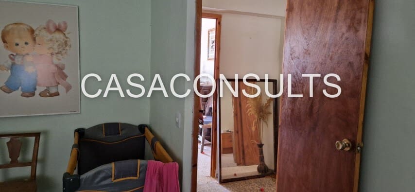 3 bedroom Villa for sale in Benafigos - € 99,000 (Ref: 8395591)