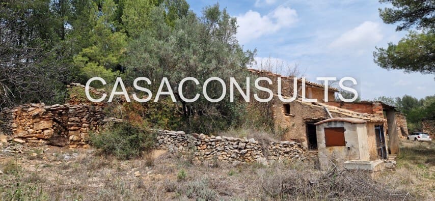 3 bedroom Villa for sale in Benafigos - € 99,000 (Ref: 8395591)