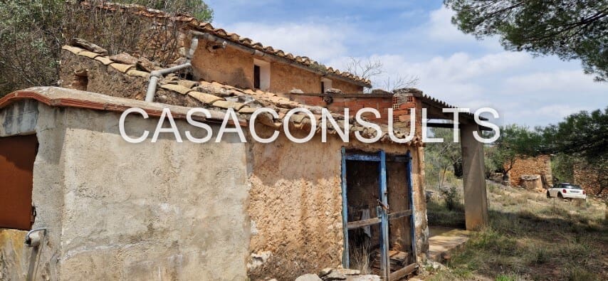 3 bedroom Villa for sale in Benafigos - € 99,000 (Ref: 8395591)