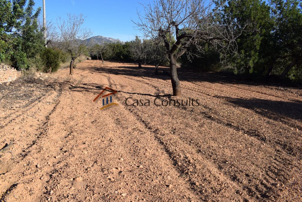 7 soveværelse Villa til salg i Les Useres med garage - € 160.000 (Ref: 8488126)