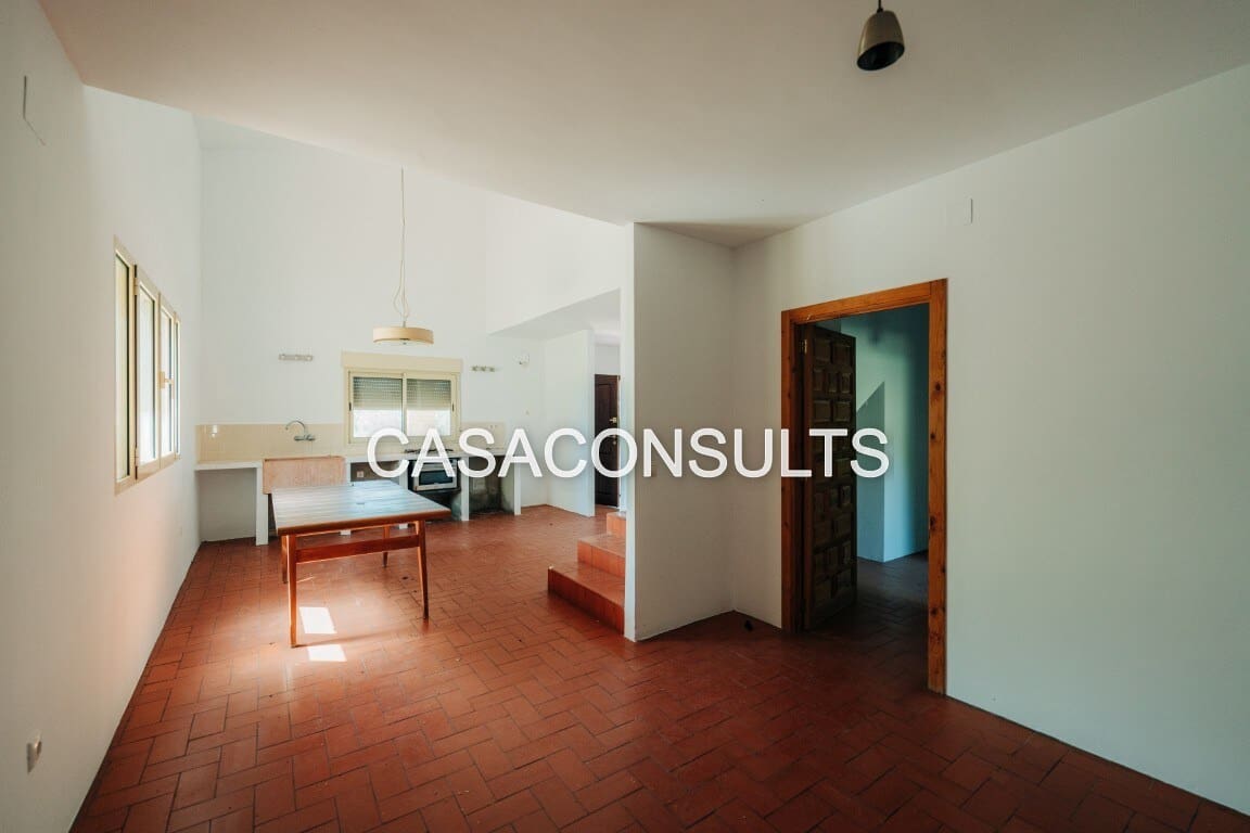 4 bedroom Villa for sale in Culla - € 230,000 (Ref: 8500792)