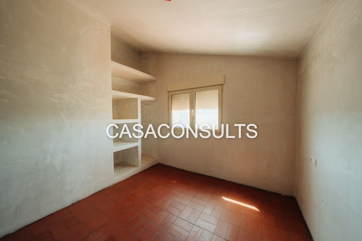 4 bedroom Villa for sale in Culla - € 230,000 (Ref: 8500792)