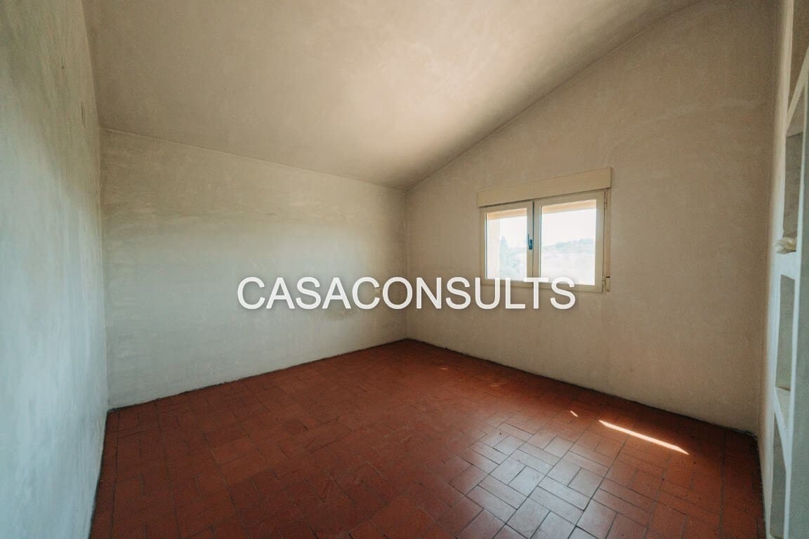 4 bedroom Villa for sale in Culla - € 230,000 (Ref: 8500792)