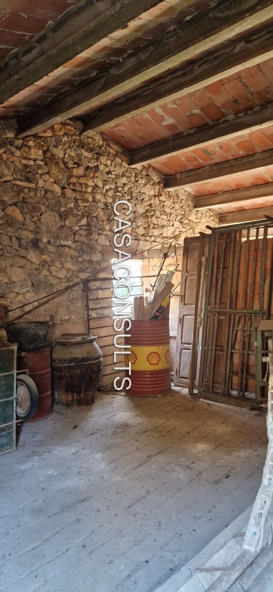 Finca/Landehus til salg i Les Useres - € 80.000 (Ref: 8738353)