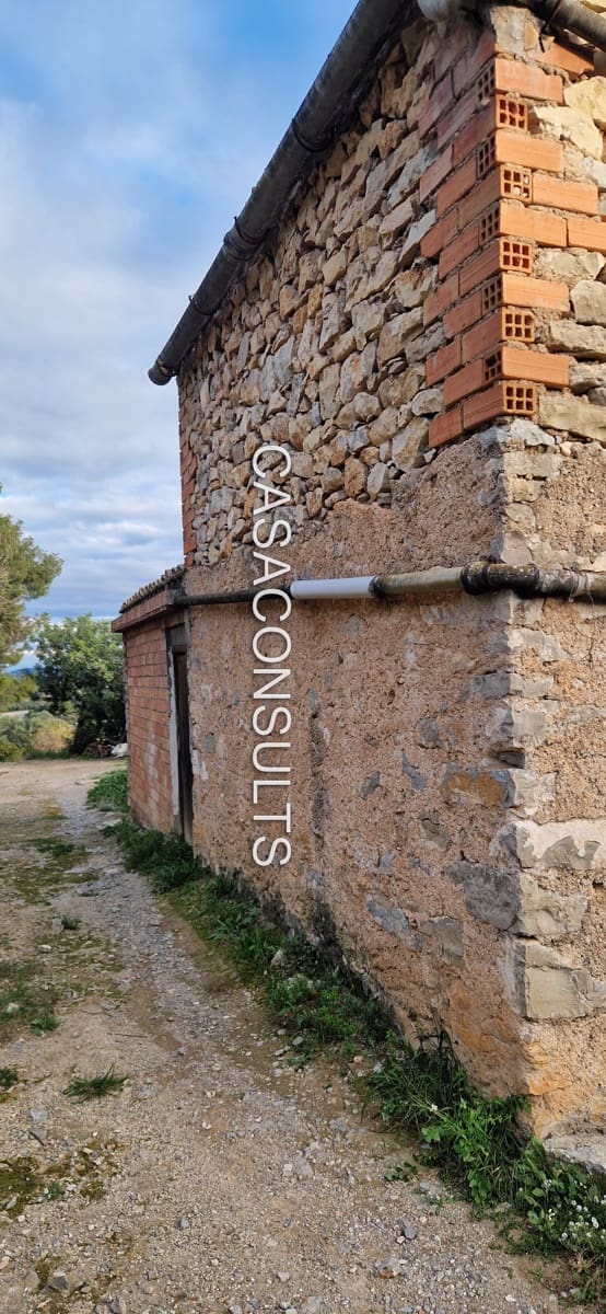 Finca/Landehus til salg i Les Useres - € 80.000 (Ref: 8738353)