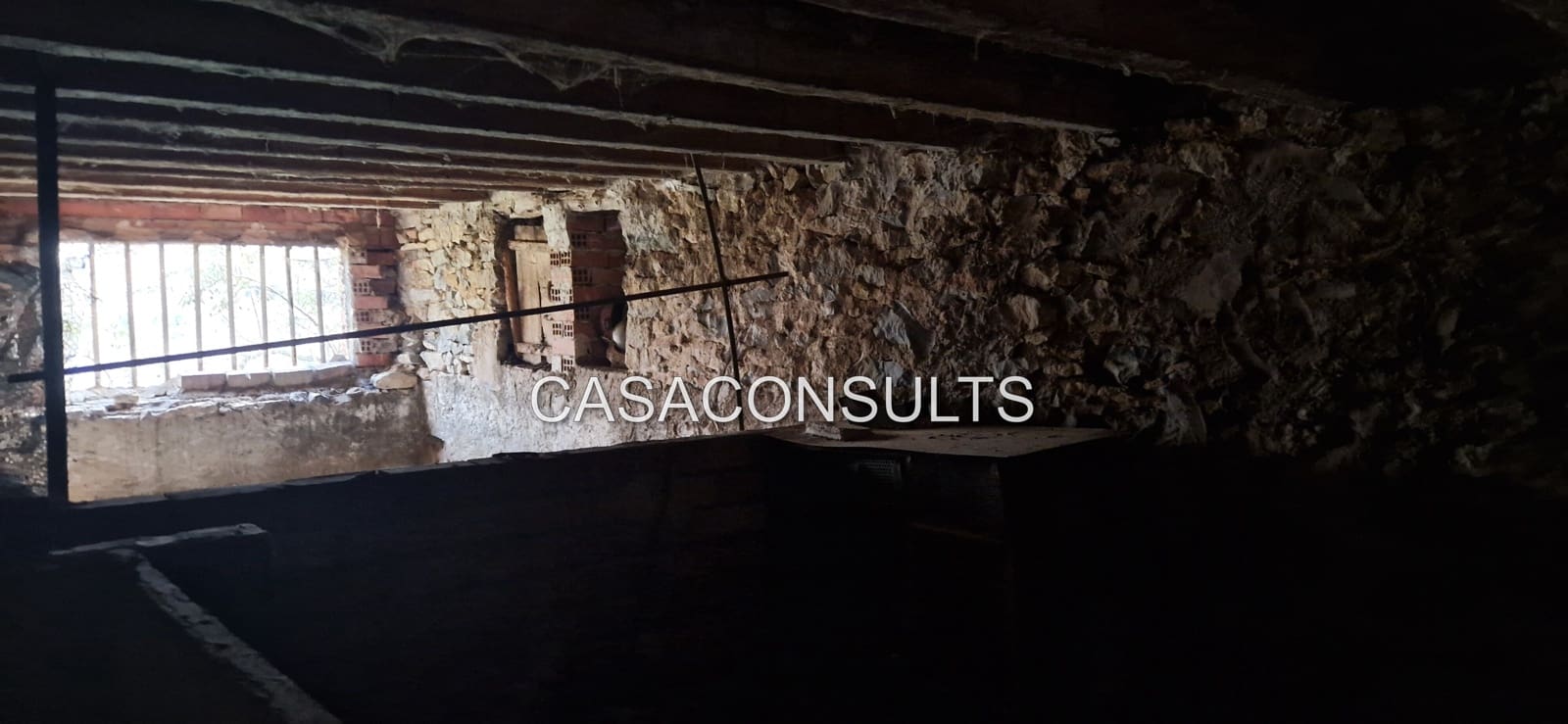 Finca/Landehus til salg i Les Useres - € 80.000 (Ref: 8738353)