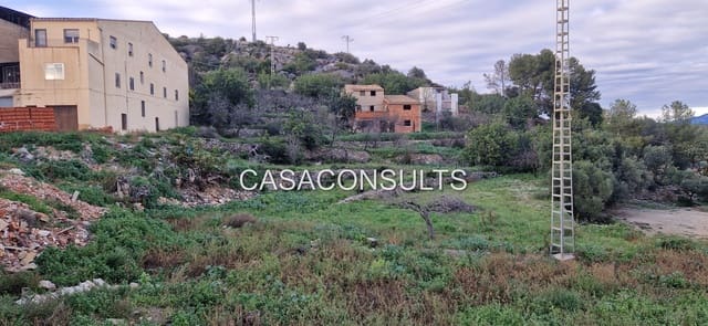 Finca/Country House for sale in Les Useres - € 80,000 (Ref: 8738353)