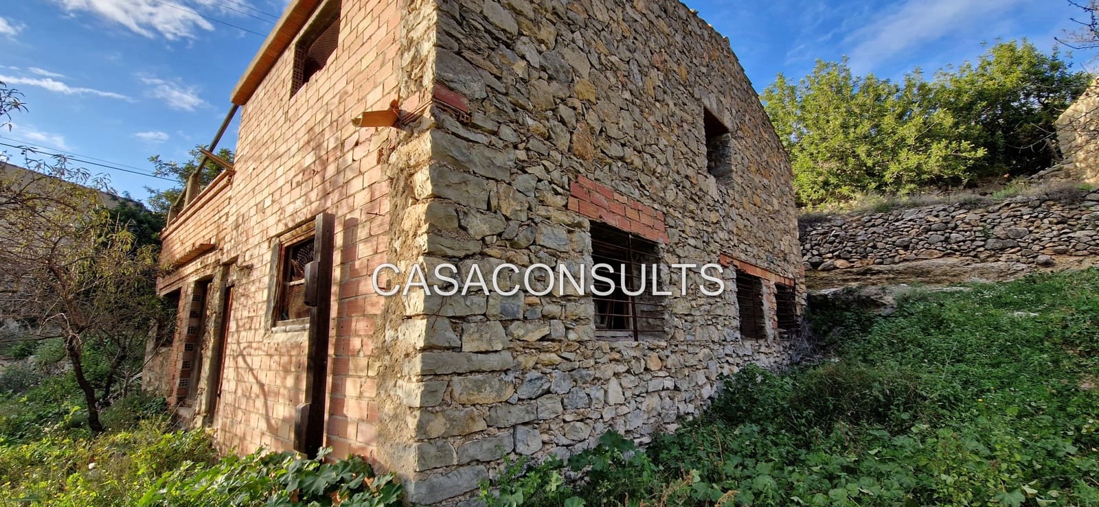 Finca/Landehus til salg i Les Useres - € 80.000 (Ref: 8738353)