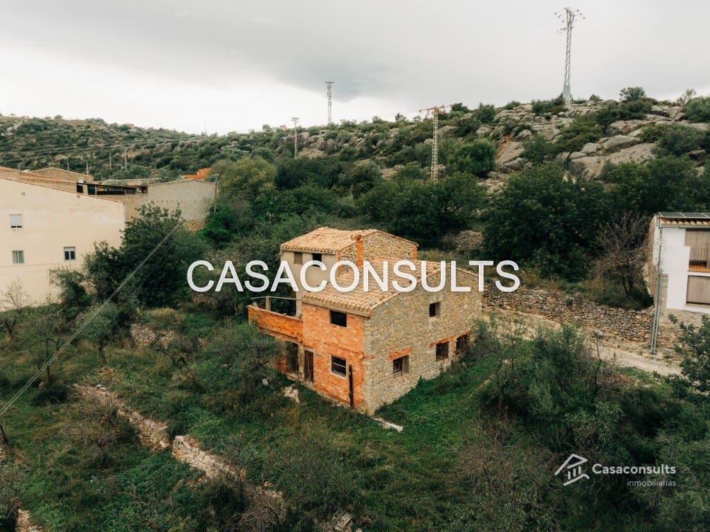 Finca/Landehus til salg i Les Useres - € 74.000 (Ref: 8738353)