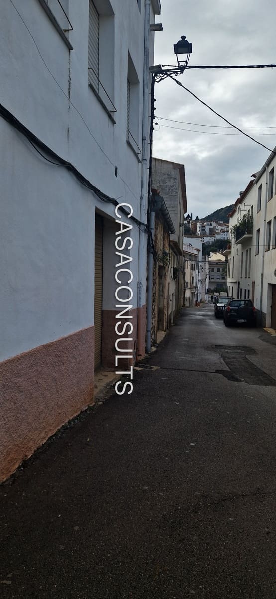 4 soveværelse Byhus til salg i Vilafames med garage - € 100.000 (Ref: 8765518)