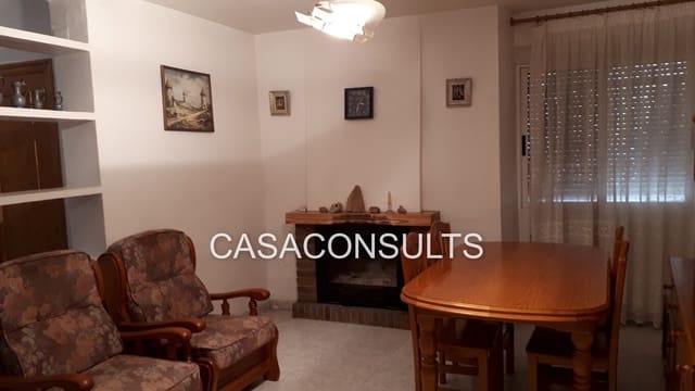 4 soveværelse Byhus til salg i Les Useres - € 80.000 (Ref: 8852308)