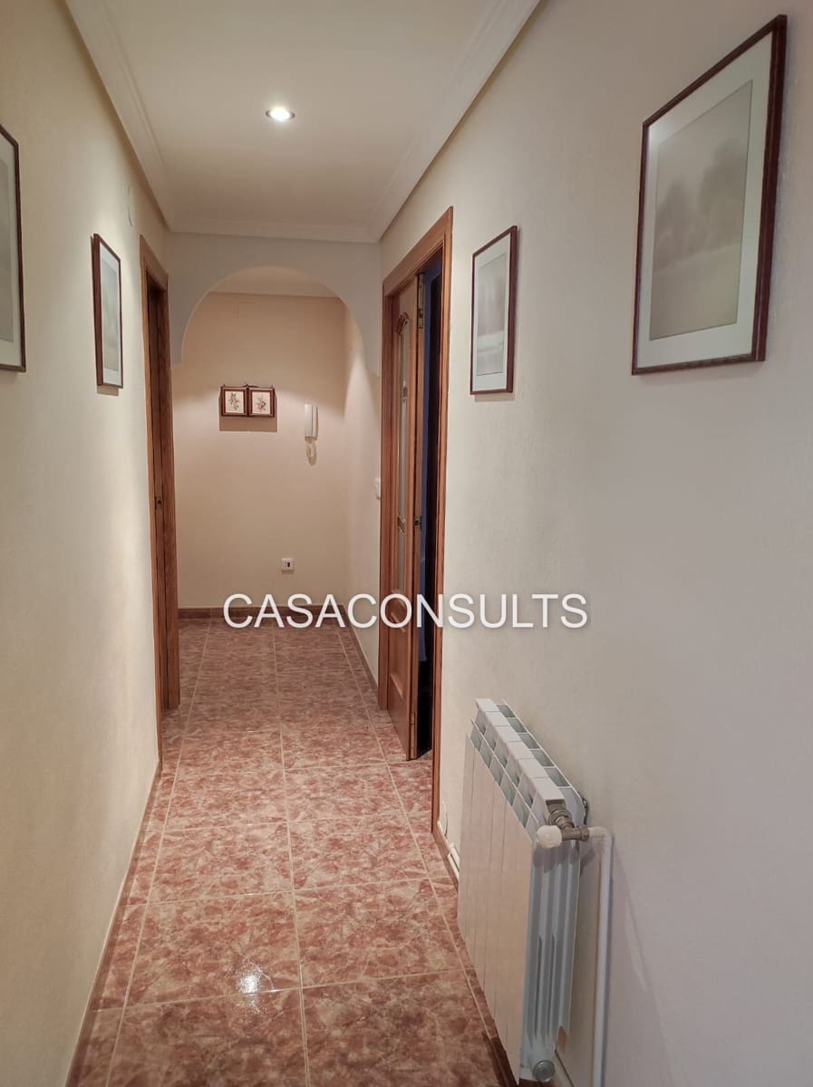 4 soveværelse Lejlighed til salg i Llucena  - € 75.000 (Ref: 8863156)