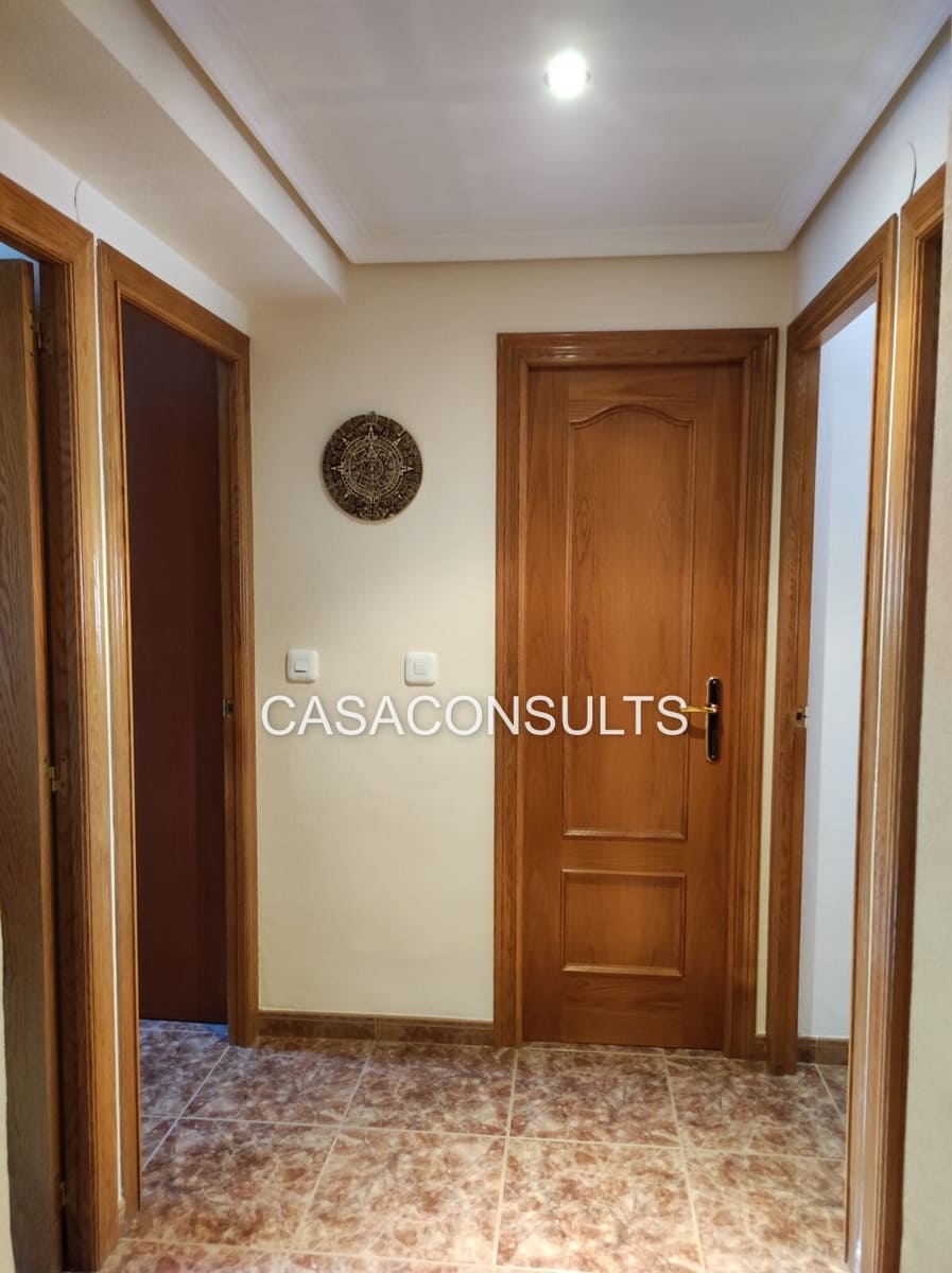 4 soveværelse Lejlighed til salg i Llucena  - € 75.000 (Ref: 8863156)