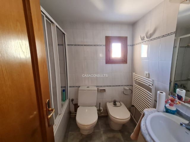 4 soveværelse Lejlighed til salg i Llucena  - € 75.000 (Ref: 8863156)