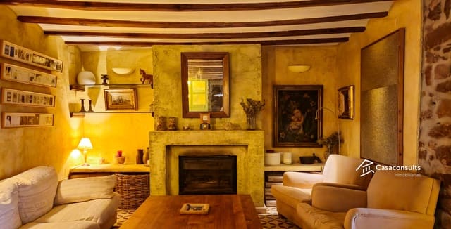 9 bedroom Hotel for sale in Vilafamés - € 995,000 (Ref: 8865823)