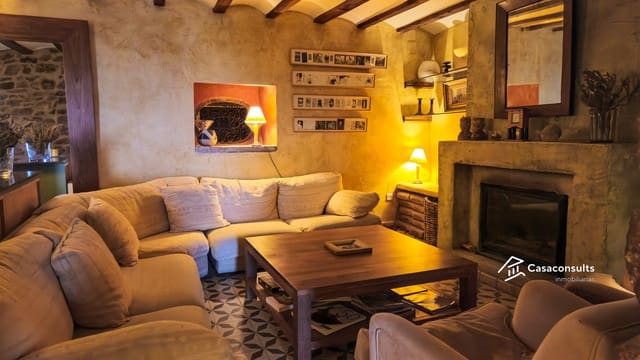 9 bedroom Hotel for sale in Vilafamés - € 995,000 (Ref: 8865823)