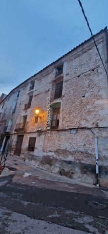 Townhouse for sale in L'Alcora - € 90,000 (Ref: 9005844)