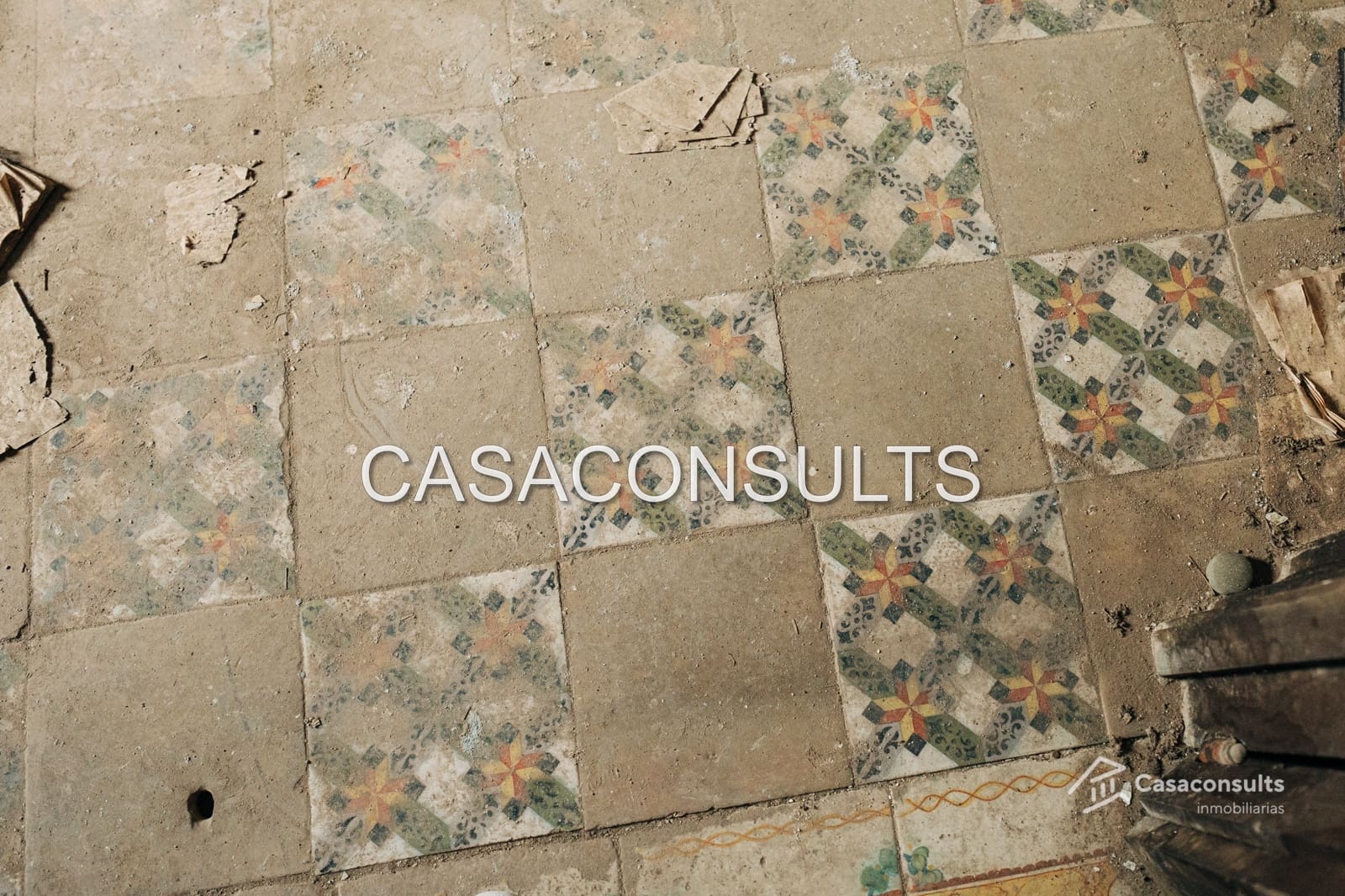 Byhus til salg i L'Alcora - € 90.000 (Ref: 9005844)