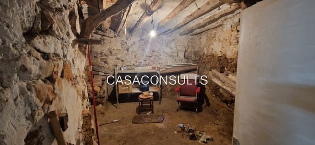 4 bedroom Townhouse for sale in Sierra Engarcerán - € 40,000 (Ref: 9024857)