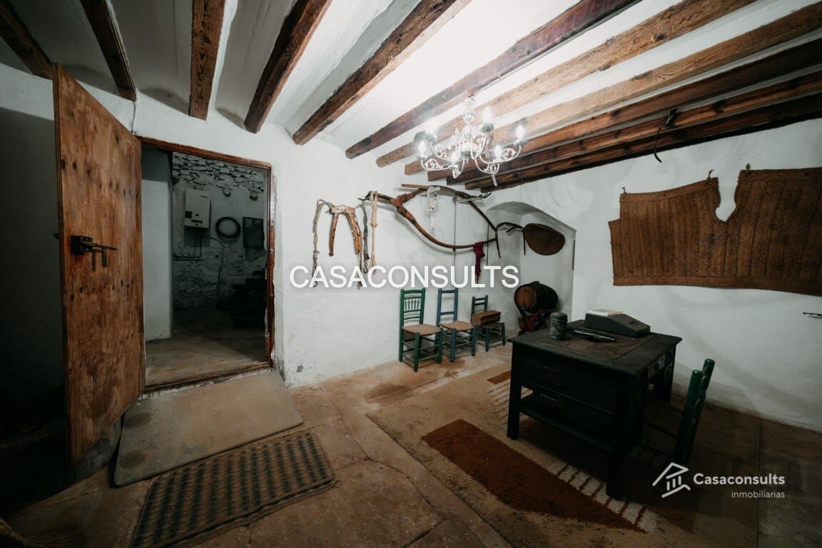 Finca/Casa Rural de 9 habitaciones en Les Useres en venta - 120.000 € (Ref: 9125859)