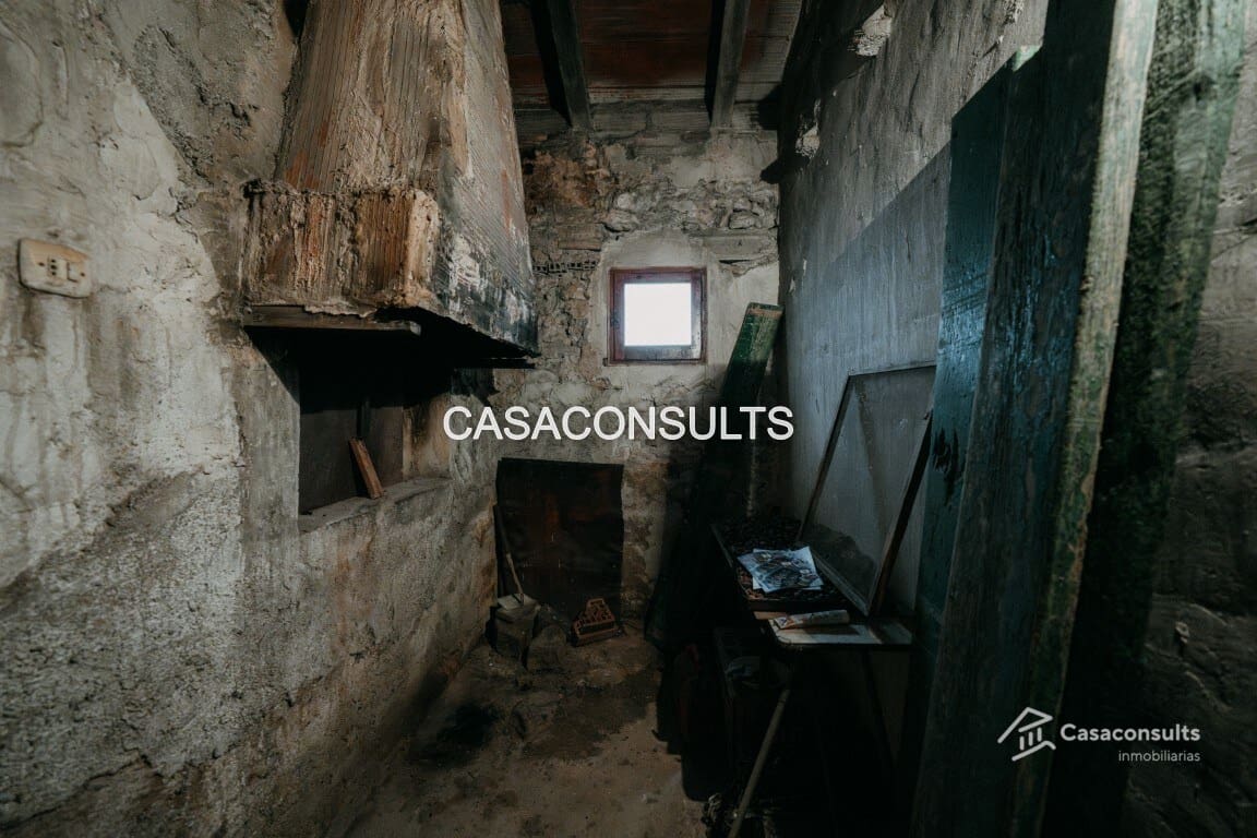 Finca/Casa Rural de 9 habitaciones en Les Useres en venta - 120.000 € (Ref: 9125859)