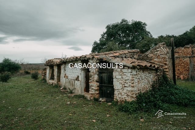 9 bedroom Finca/Country House for sale in Les Useres - € 120,000 (Ref: 9125859)