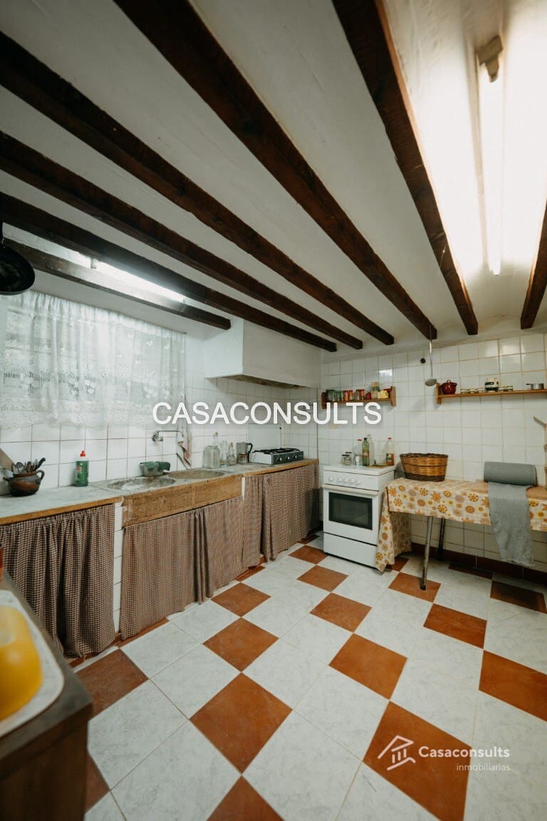 Finca/Casa Rural de 9 habitaciones en Les Useres en venta - 120.000 € (Ref: 9125859)