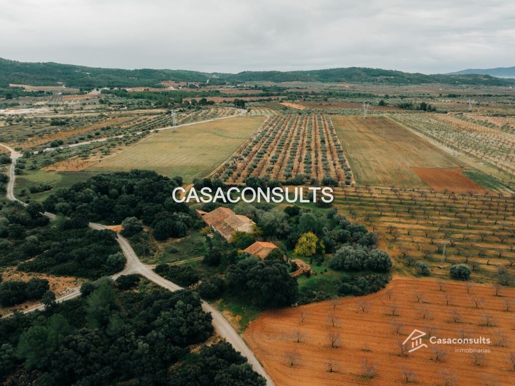 Finca/Casa Rural de 9 habitaciones en Les Useres en venta - 120.000 € (Ref: 9125859)