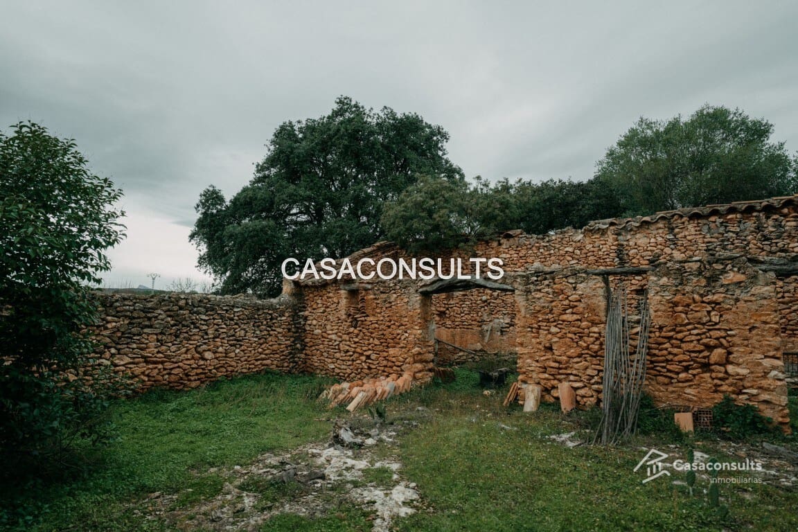 Finca/Casa Rural de 9 habitaciones en Les Useres en venta - 120.000 € (Ref: 9125859)