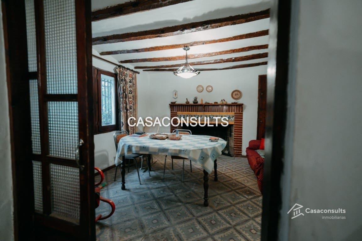 Finca/Casa Rural de 9 habitaciones en Les Useres en venta - 120.000 € (Ref: 9125859)