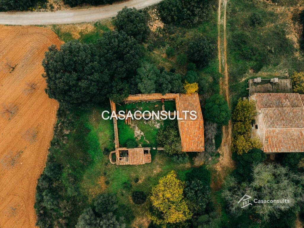 Finca/Casa Rural de 9 habitaciones en Les Useres en venta - 120.000 € (Ref: 9125859)