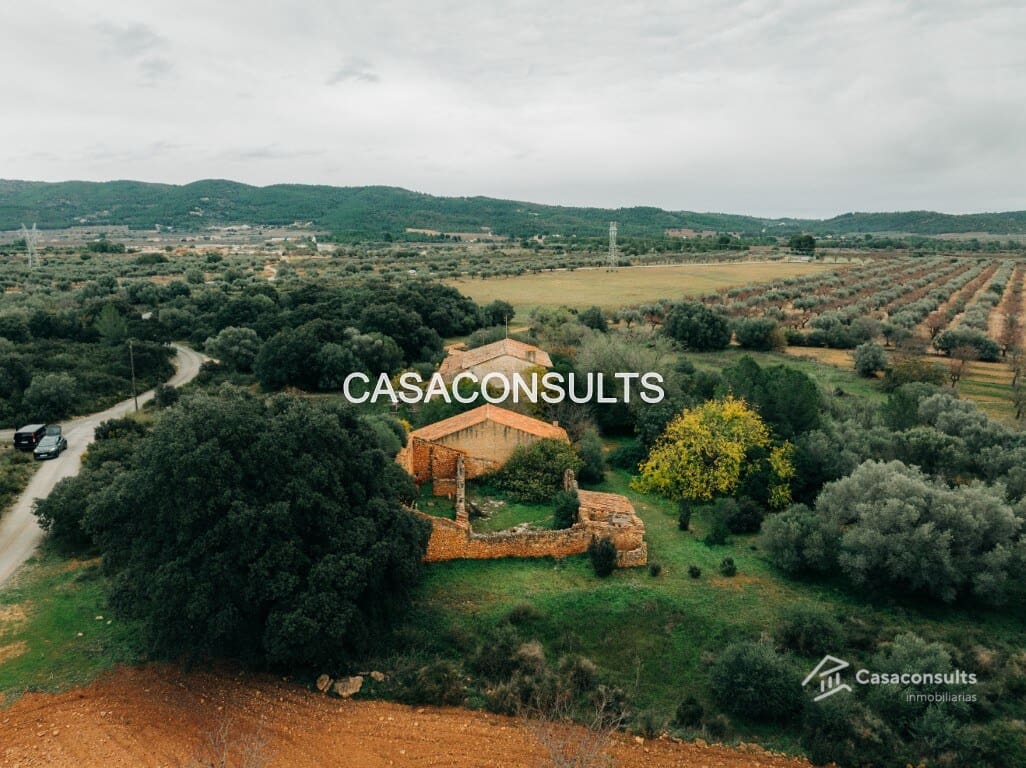 Finca/Casa Rural de 9 habitaciones en Les Useres en venta - 120.000 € (Ref: 9125859)