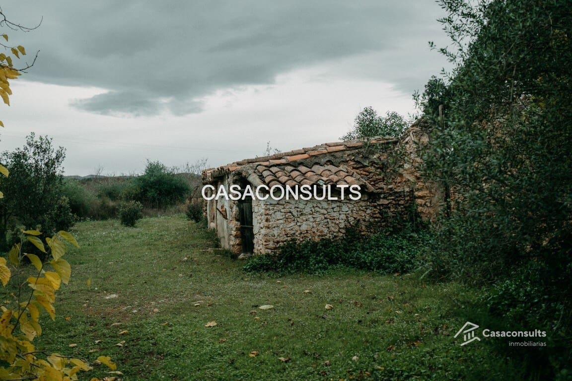 Finca/Casa Rural de 9 habitaciones en Les Useres en venta - 120.000 € (Ref: 9125859)