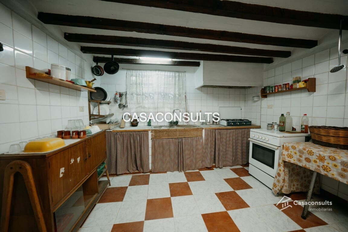 Finca/Casa Rural de 9 habitaciones en Les Useres en venta - 120.000 € (Ref: 9125859)
