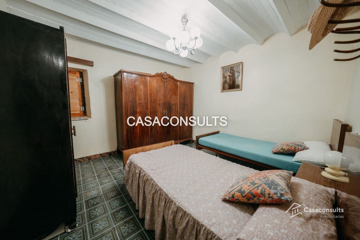 Finca/Casa Rural de 9 habitaciones en Les Useres en venta - 120.000 € (Ref: 9125859)