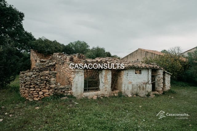 9 bedroom Finca/Country House for sale in Les Useres - € 120,000 (Ref: 9125859)