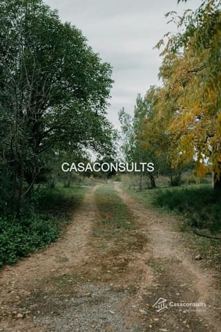 9 bedroom Finca/Country House for sale in Les Useres - € 120,000 (Ref: 9125859)