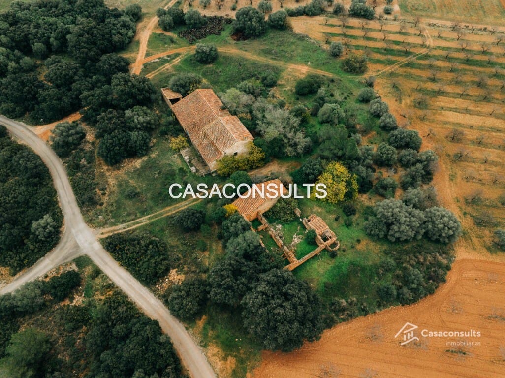 Finca/Casa Rural de 9 habitaciones en Les Useres en venta - 120.000 € (Ref: 9125859)