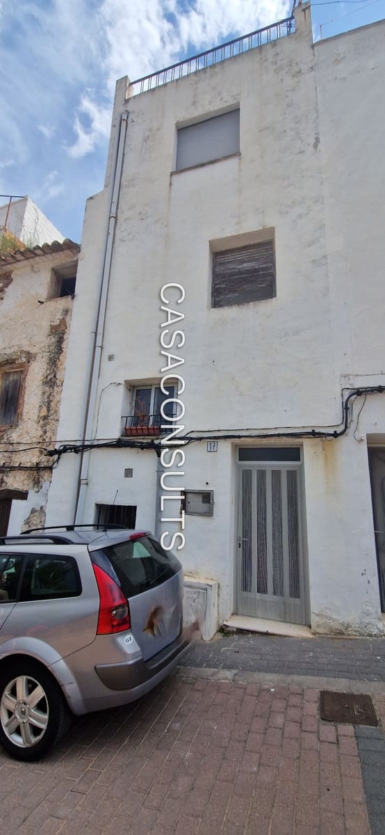 3 soveværelse Byhus til salg i Vilafames - € 60.000 (Ref: 9125894)