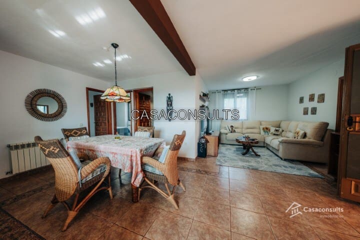 3 soveværelse Finca/Landehus til salg i Sierra Engarceran med swimmingpool garage - € 400.000 (Ref: 9313902)