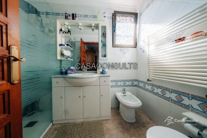 3 soveværelse Finca/Landehus til salg i Sierra Engarceran med swimmingpool garage - € 400.000 (Ref: 9313902)