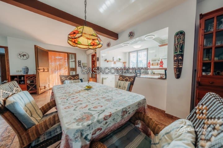 3 soveværelse Finca/Landehus til salg i Sierra Engarceran med swimmingpool garage - € 400.000 (Ref: 9313902)