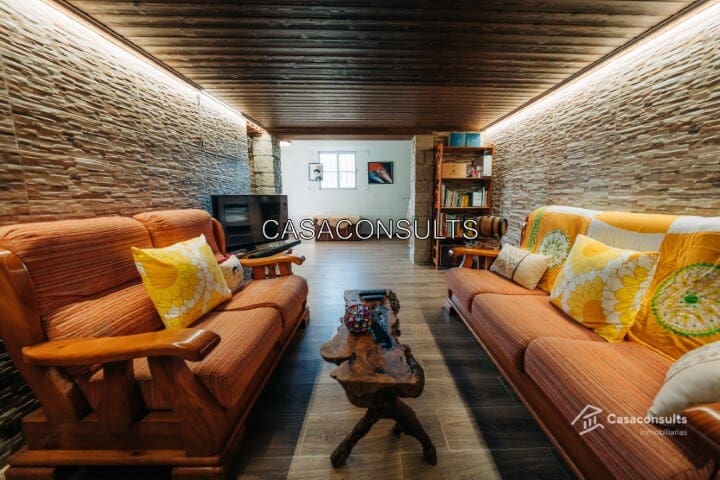 3 soveværelse Finca/Landehus til salg i Sierra Engarceran med swimmingpool garage - € 400.000 (Ref: 9313902)