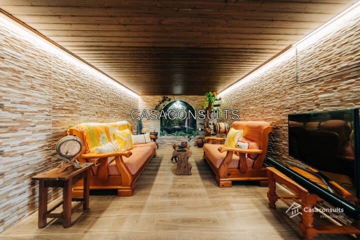 3 soveværelse Finca/Landehus til salg i Sierra Engarceran med swimmingpool garage - € 400.000 (Ref: 9313902)