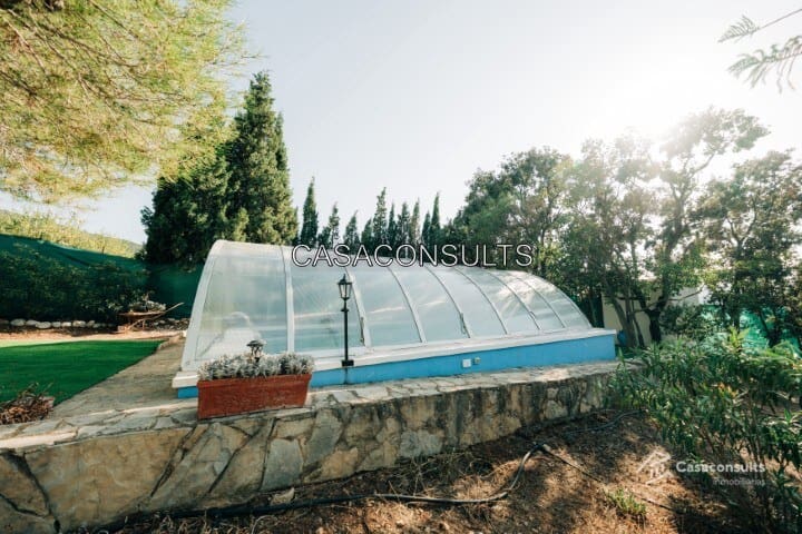 3 soveværelse Finca/Landehus til salg i Sierra Engarceran med swimmingpool garage - € 400.000 (Ref: 9313902)