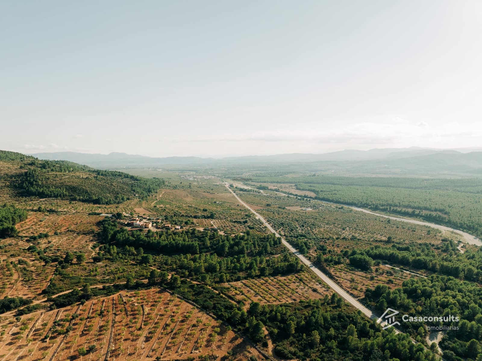 3 soveværelse Finca/Landehus til salg i Sierra Engarceran med swimmingpool garage - € 400.000 (Ref: 9313902)